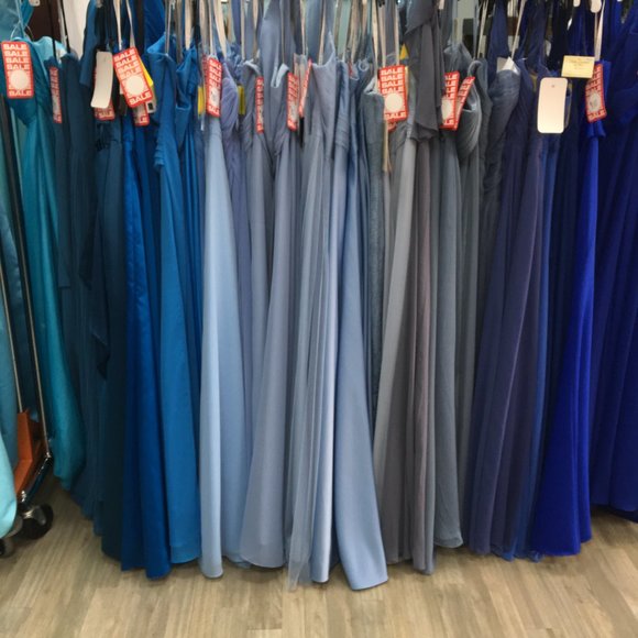 Lot of 5 Bridesmaids Formal Dresses, Samples,  Designer Stamped - Picture 12 of 16